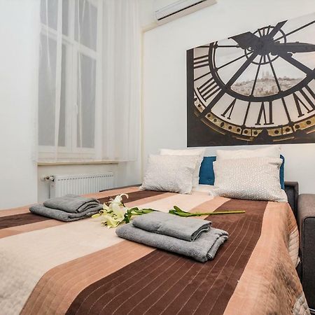 Timeless Apartment With Free Private Parking بودابست المظهر الخارجي الصورة